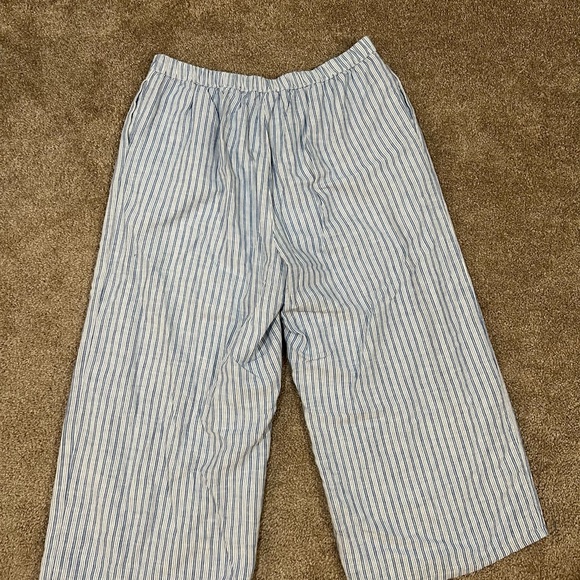 AE High Rise Linen Stripe Wide Leg Trouser - Picture 3 of 3